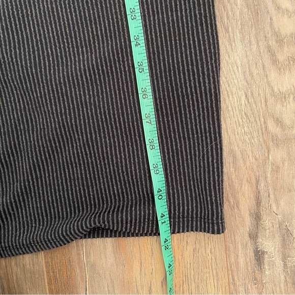Ardene Black and Gray Striped Ribbed Dress - Picture 13 of 14